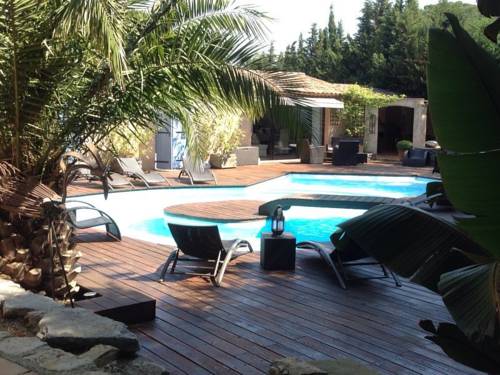 Plan De La Tour France Booking.com hotel buy discount code