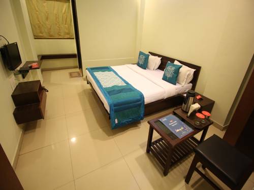 Ahmedabad India Booking.com hotel buy discount code
