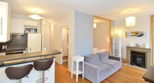 Lyon France Agoda.com hotel buy discount code