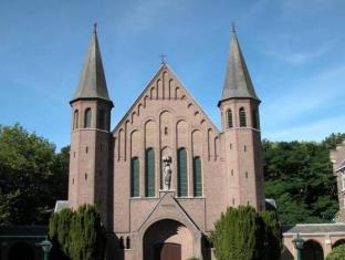 Hoeven (North-Brabant) Netherlands Agoda.com hotel buy discount code
