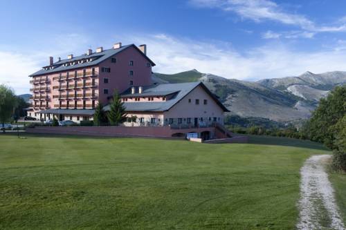 Cervera de Pisuerga Spain Booking.com hotel buy discount code