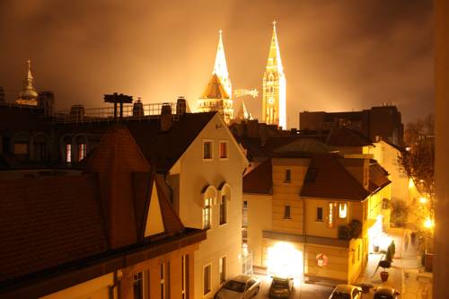 Szeged Hungary Booking.com hotel buy discount code